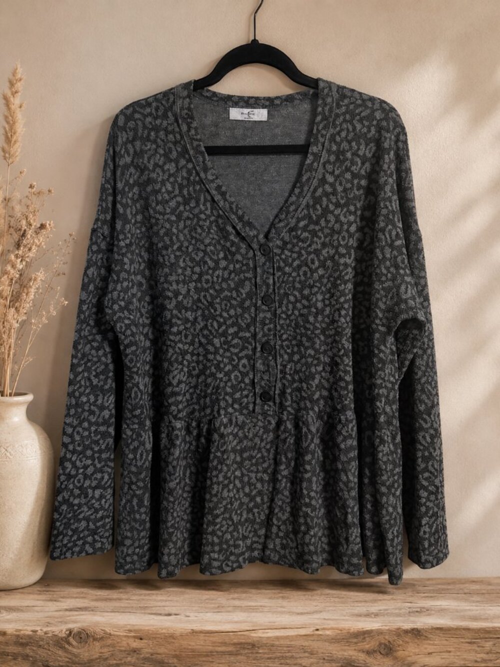 Moa Moa Black Leopard Print Babydoll Tunic Button Front Top XL